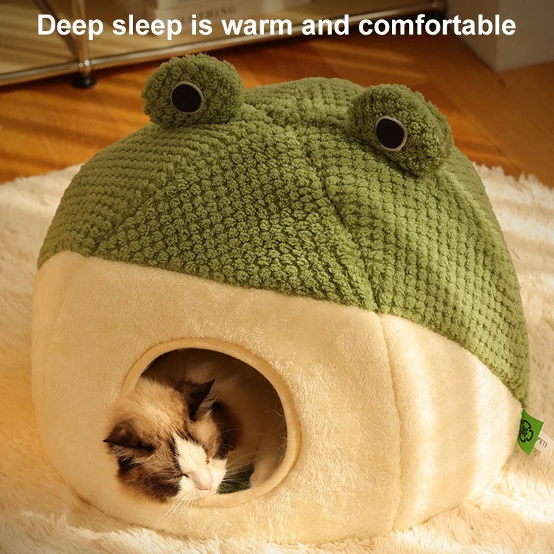 Cute Frog Pet Bed – Warm Winter Nest for Cats & Dogs