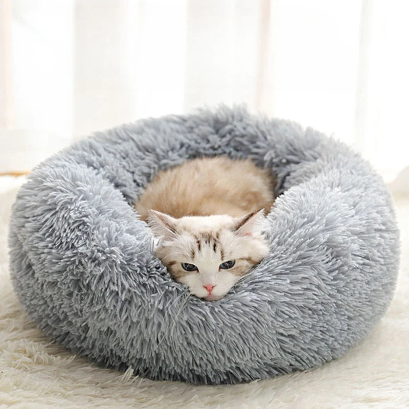 Winter Cat & Dog Bed – Soft Round Nest