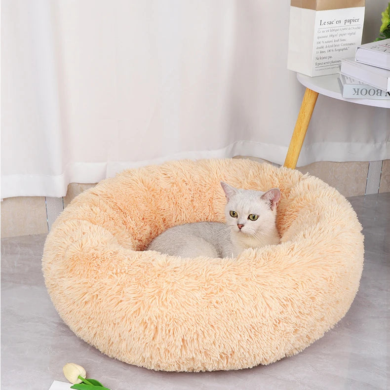 Winter Cat & Dog Bed – Soft Round Nest