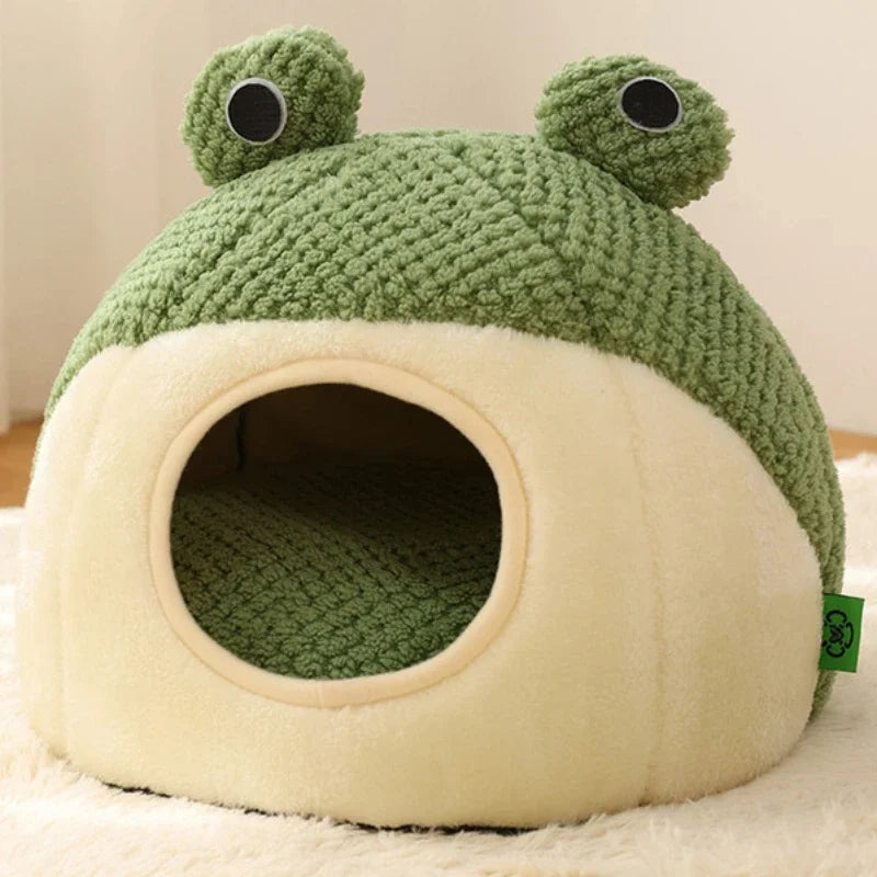 Cute Frog Pet Bed – Warm Winter Nest for Cats & Dogs