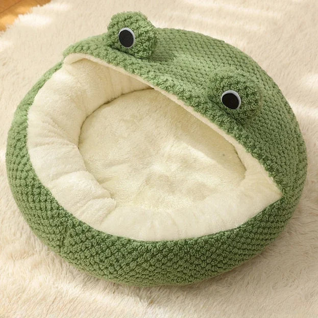 Cute Frog Pet Bed – Warm Winter Nest for Cats & Dogs